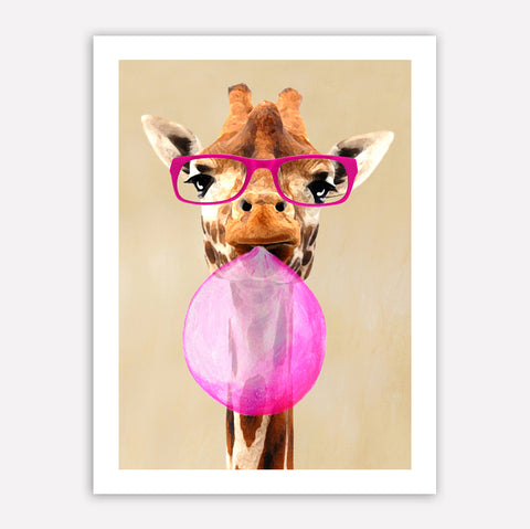 Giraffe with bubblegum Art Print by Coco de Paris